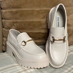 Steve Madden Cream Loafers with Gold Detail